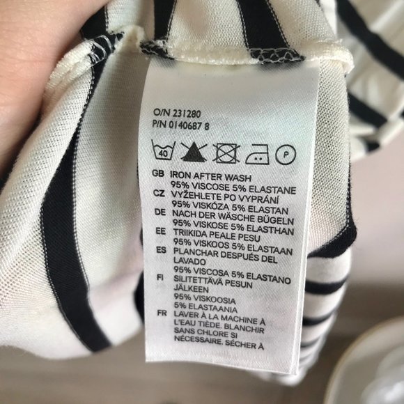 H&M / Back and White Stripe Jersey Style Dress - Picture 9 of 9